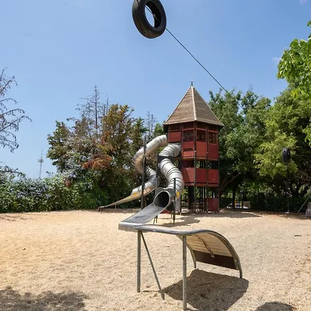 Golden Mile Townhouse With Garden, Bbq And Walking Distance To And Old Town 펜션