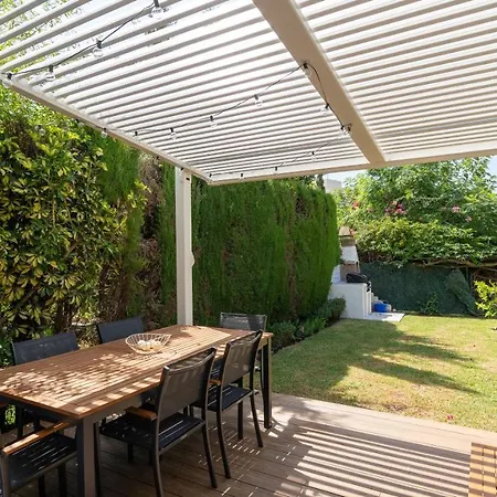 Golden Mile Townhouse With Garden, Bbq And Walking Distance To And Old Town * 마르베야