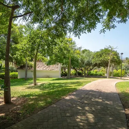 Golden Mile Townhouse With Garden, Bbq And Walking Distance To And Old Town *