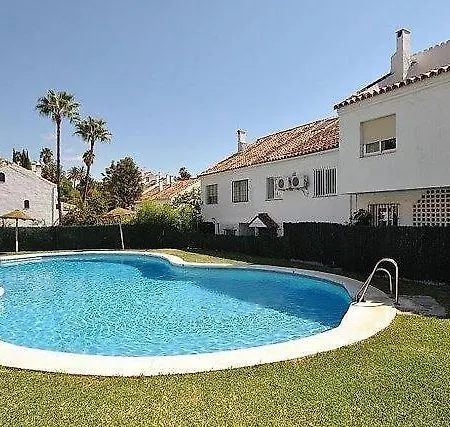 Golden Mile Townhouse With Garden, Bbq And Walking Distance To And Old Town Prázdninový dům Marbella