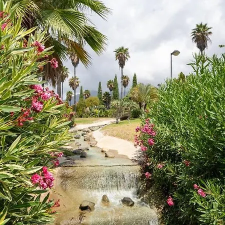 Luxury Townhouse Capricho Golden Mile بيت للعطل