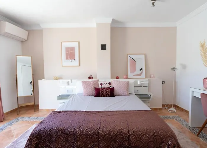 Luxury Townhouse Capricho Golden Mile Semesterbostad