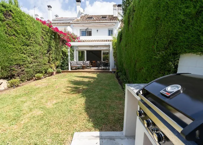 Luxury Townhouse Capricho Golden Mile Semesterbostad *