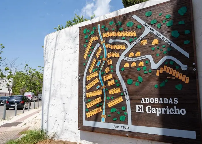 Luxury Townhouse Capricho Golden Mile 펜션