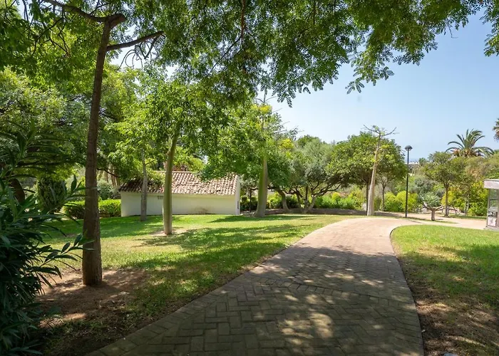 Luxury Townhouse Capricho Golden Mile *