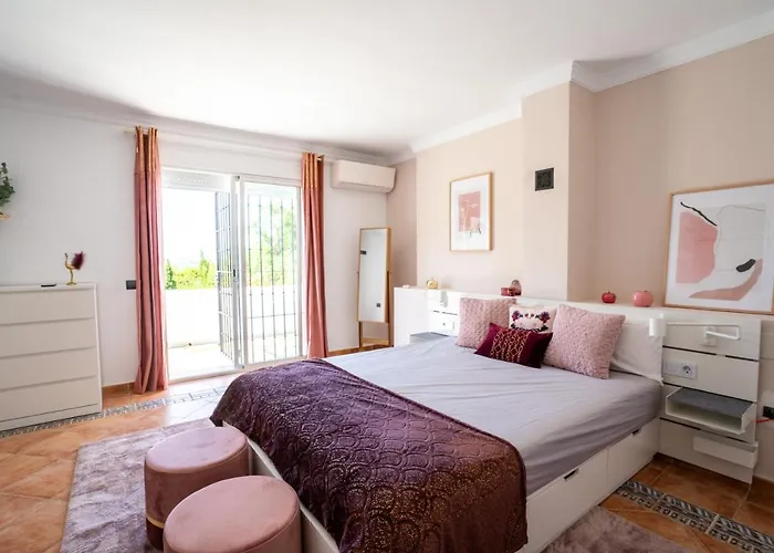 Luxury Townhouse Capricho Golden Mile Feriehus